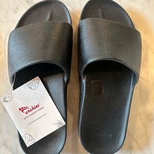 Archie’s support slides size 7 New with tags